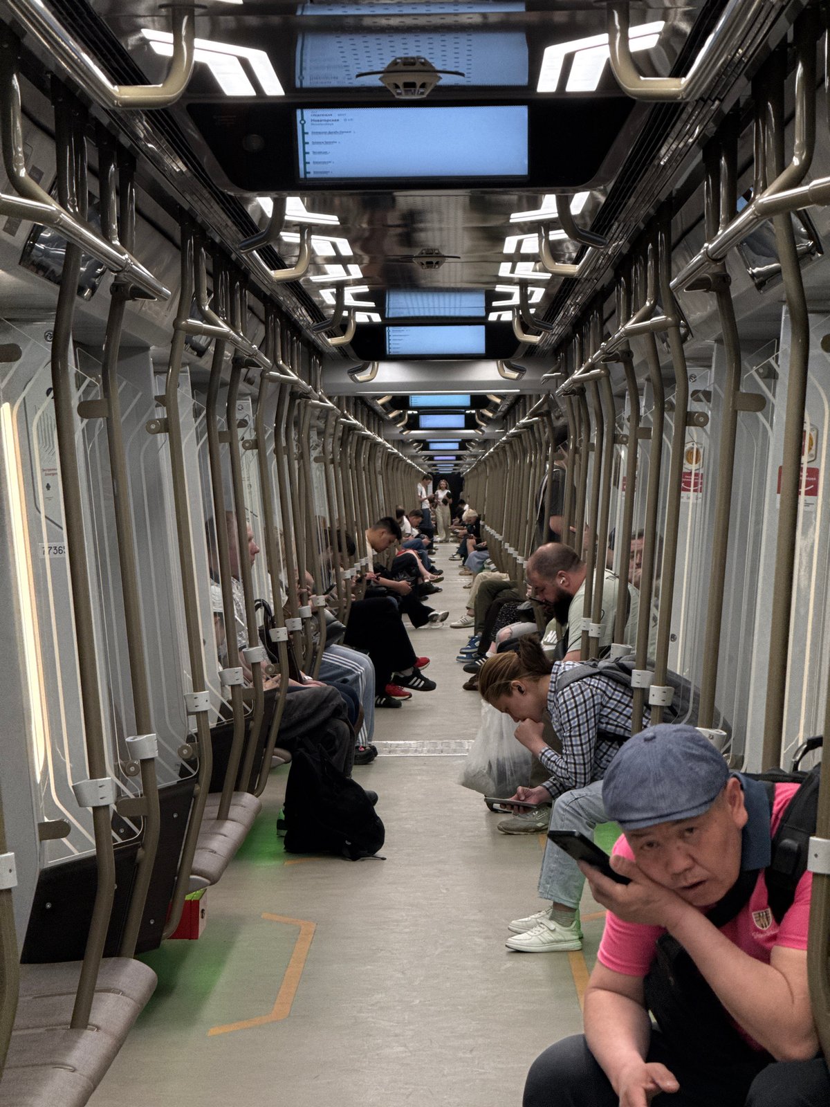 Moscow commuters observed on Aeroexpress and subway services