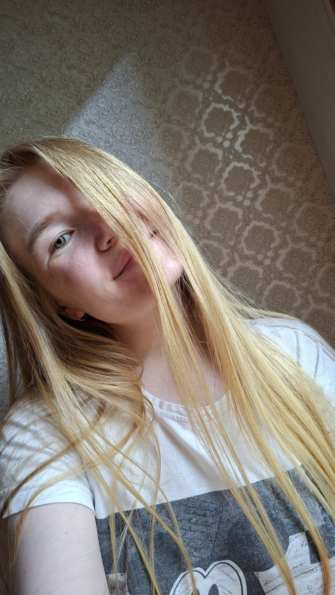 Indoor selfie session in Bolshoy Bukor, Russia