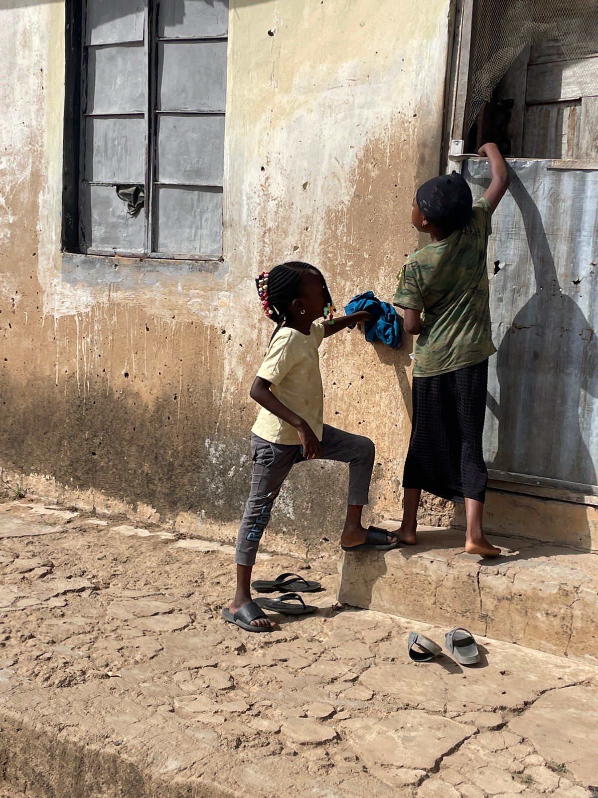 Morning street life documented across Jos, Nigeria