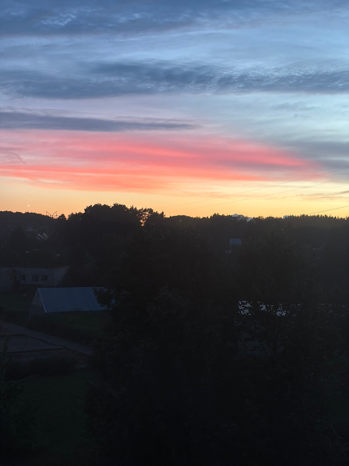 Midsummer evening in Chaikovsky: pets, sunsets, and small-town life