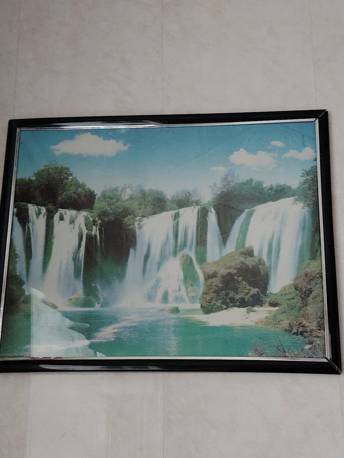 Colorful handmade crafts documented in Yanaul home
