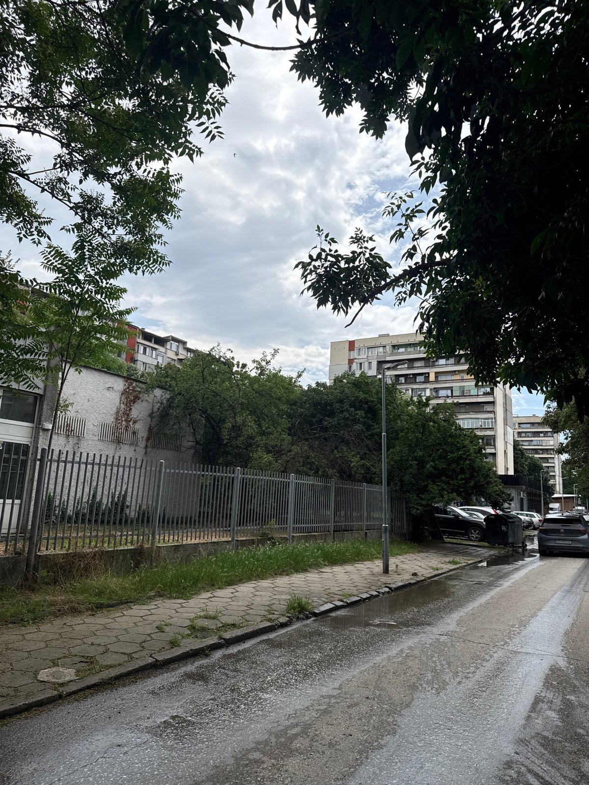 Morning scenes documented across Plovdiv during overcast June day