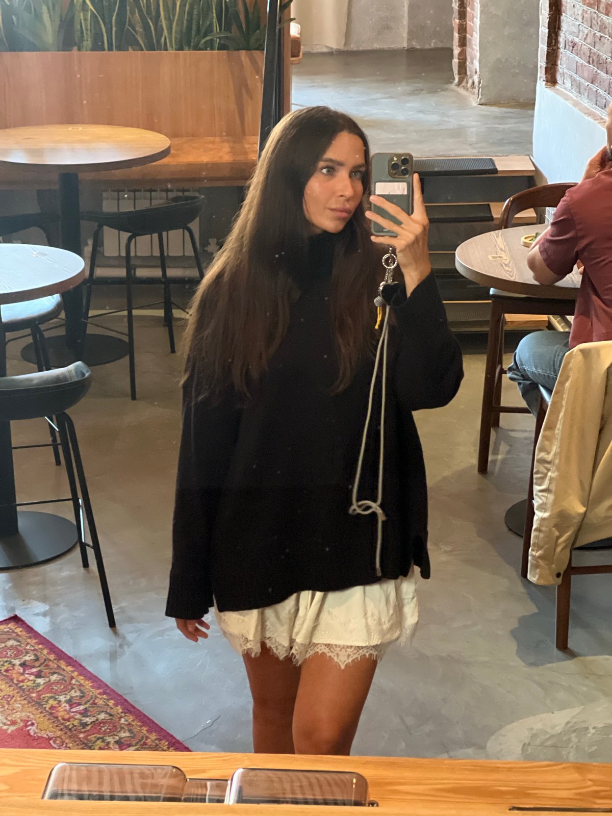 Late-night cafe visit documented in Vladivostok selfies and breakfast photos