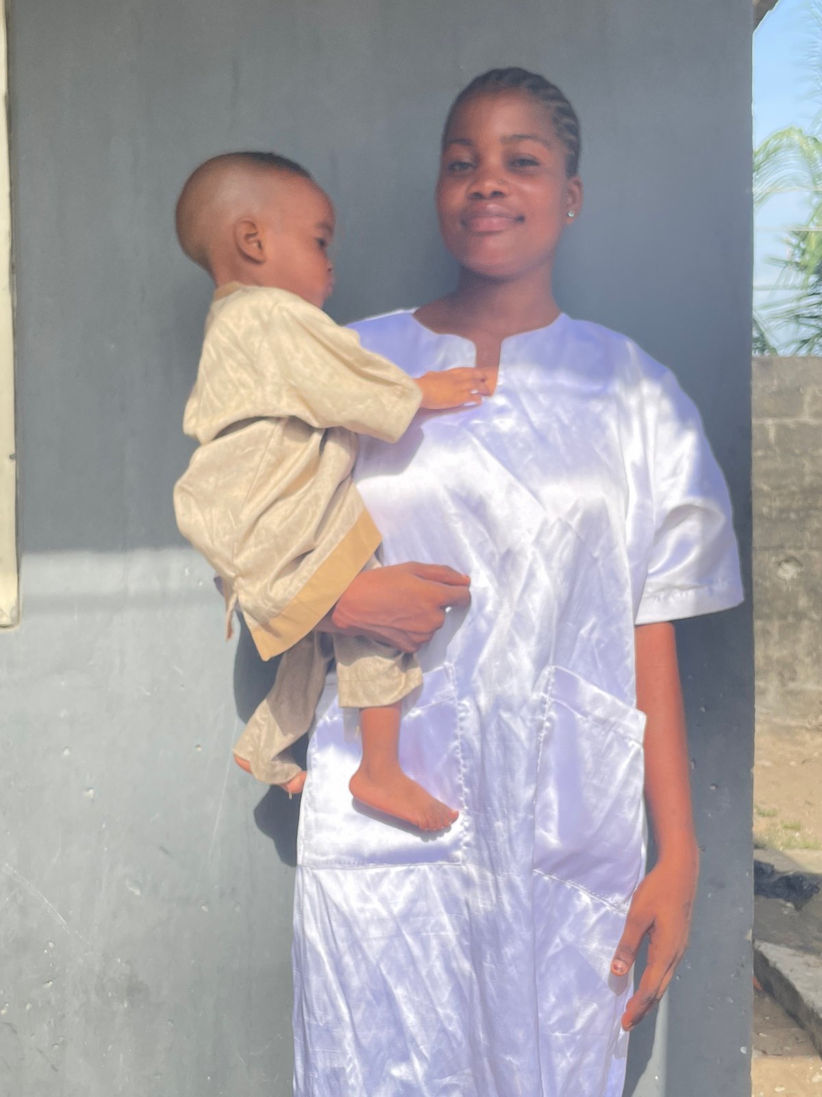 Mother and child share tender moments in Badagry portraits