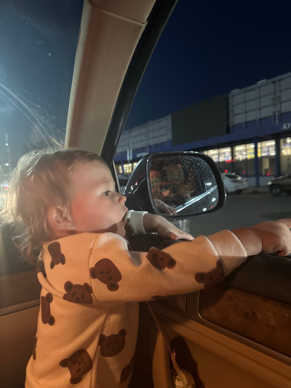 Evening car ride with baby captured in Nizhny Novgorod