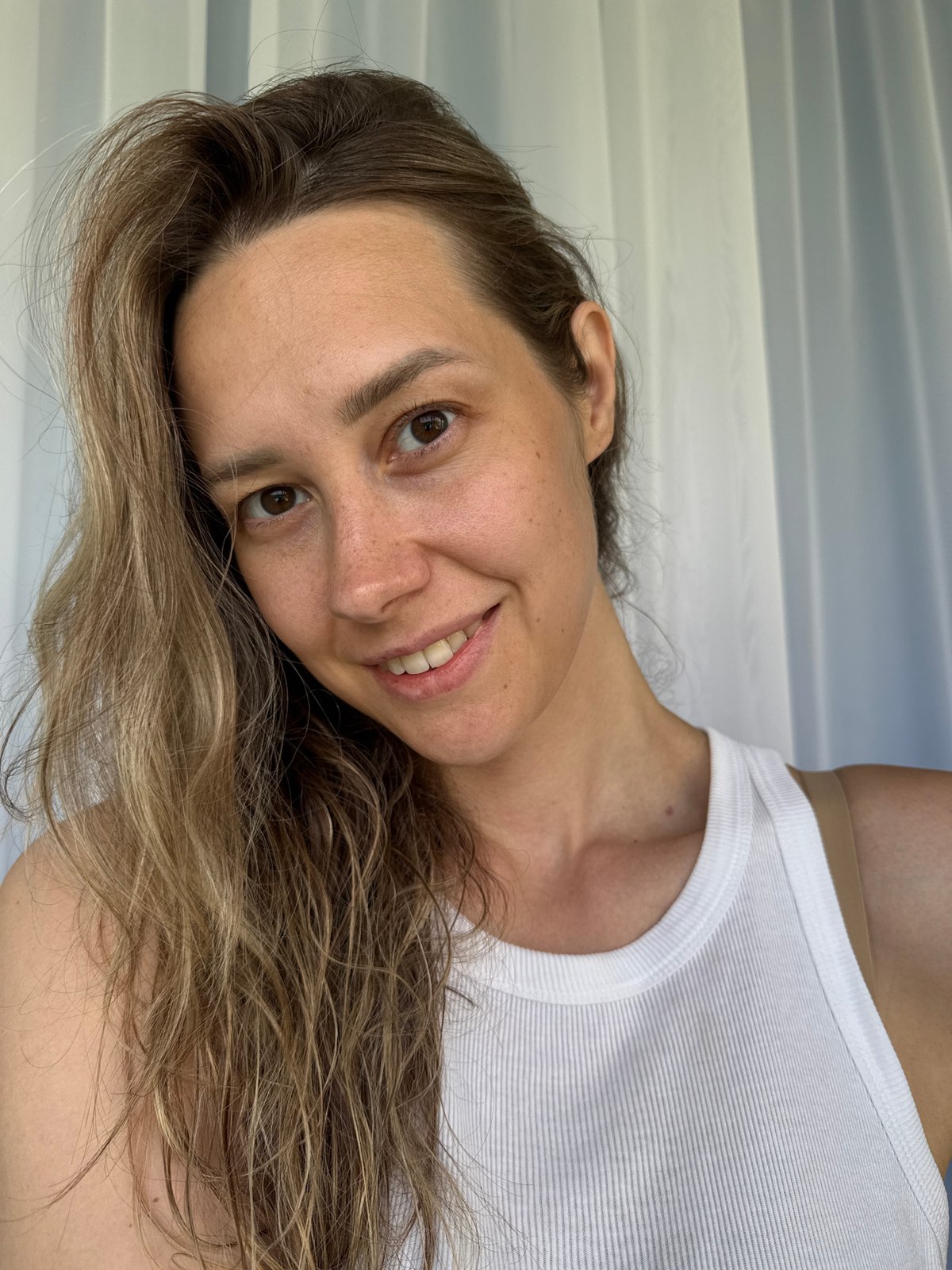Woman documents wellness treatment visit in Nebug resort