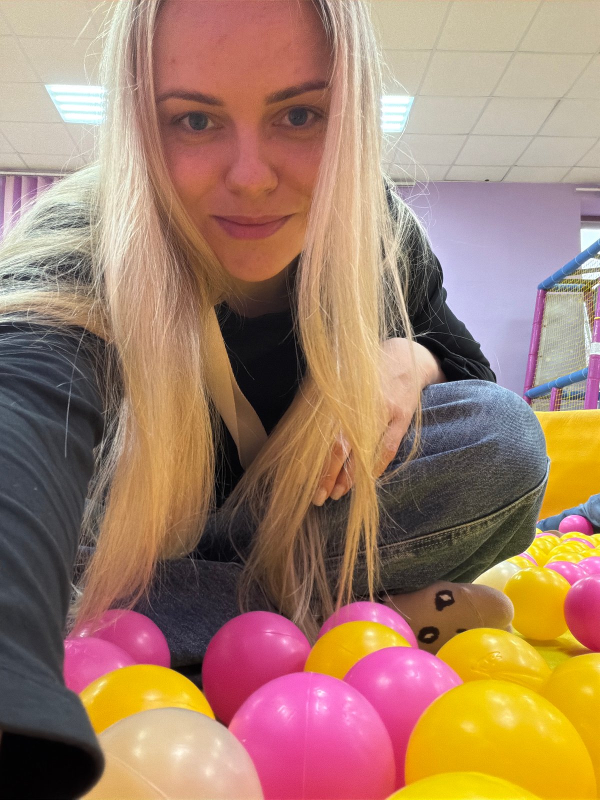 Family enjoys morning playtime at Votkinsk children's entertainment center