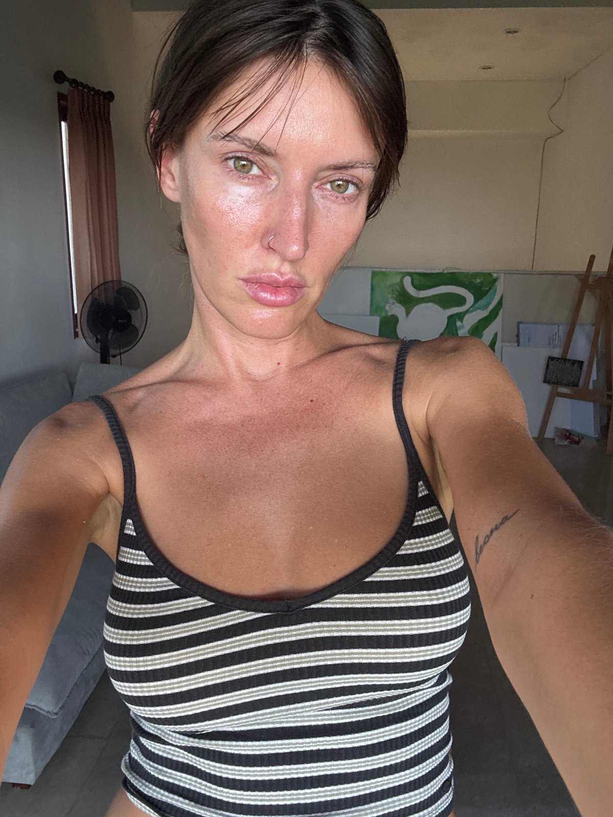 Morning hangout on a Bali porch, selfies and sofa shots