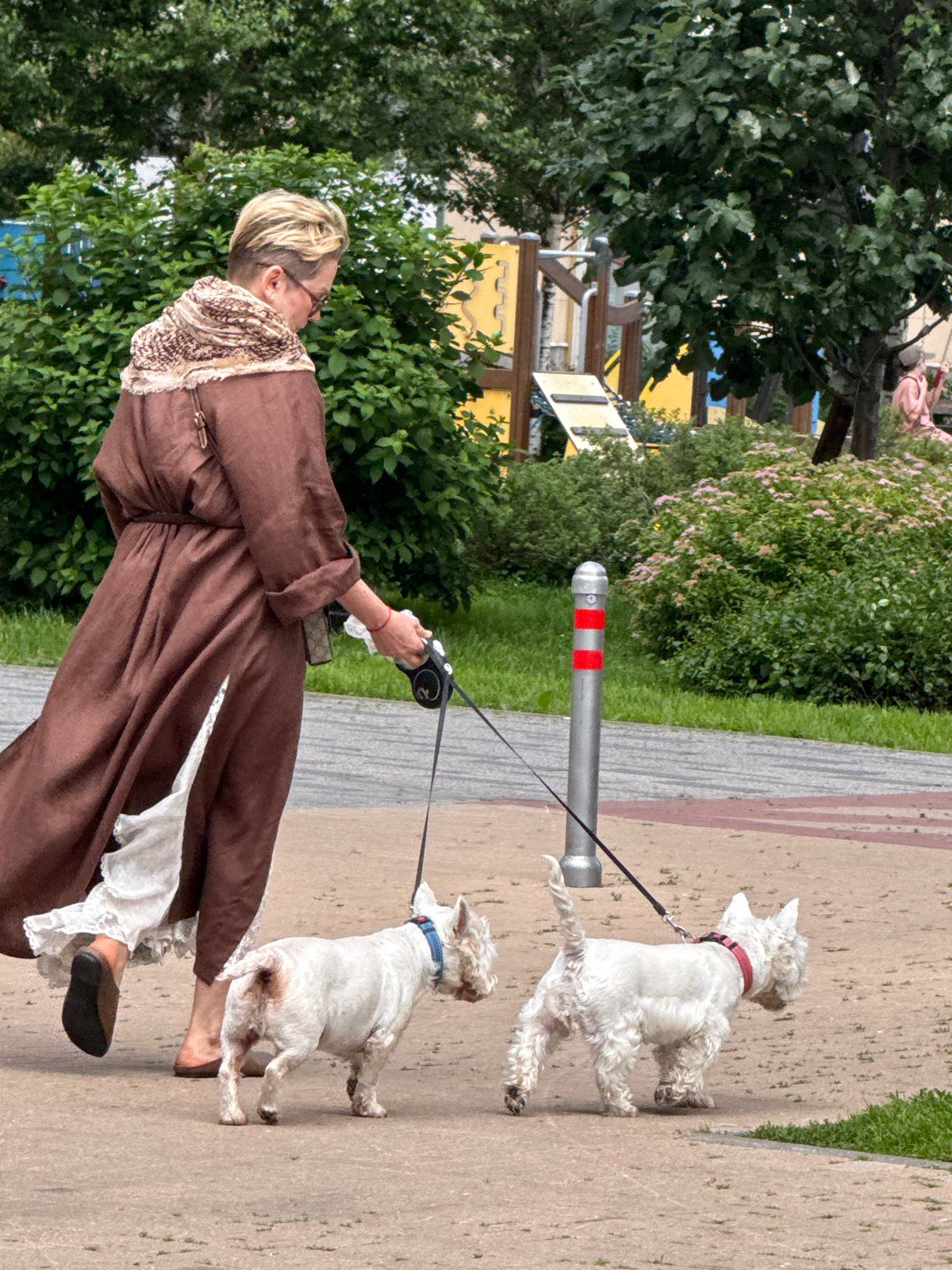 Everyday street life around a modern Moscow mixed-use district