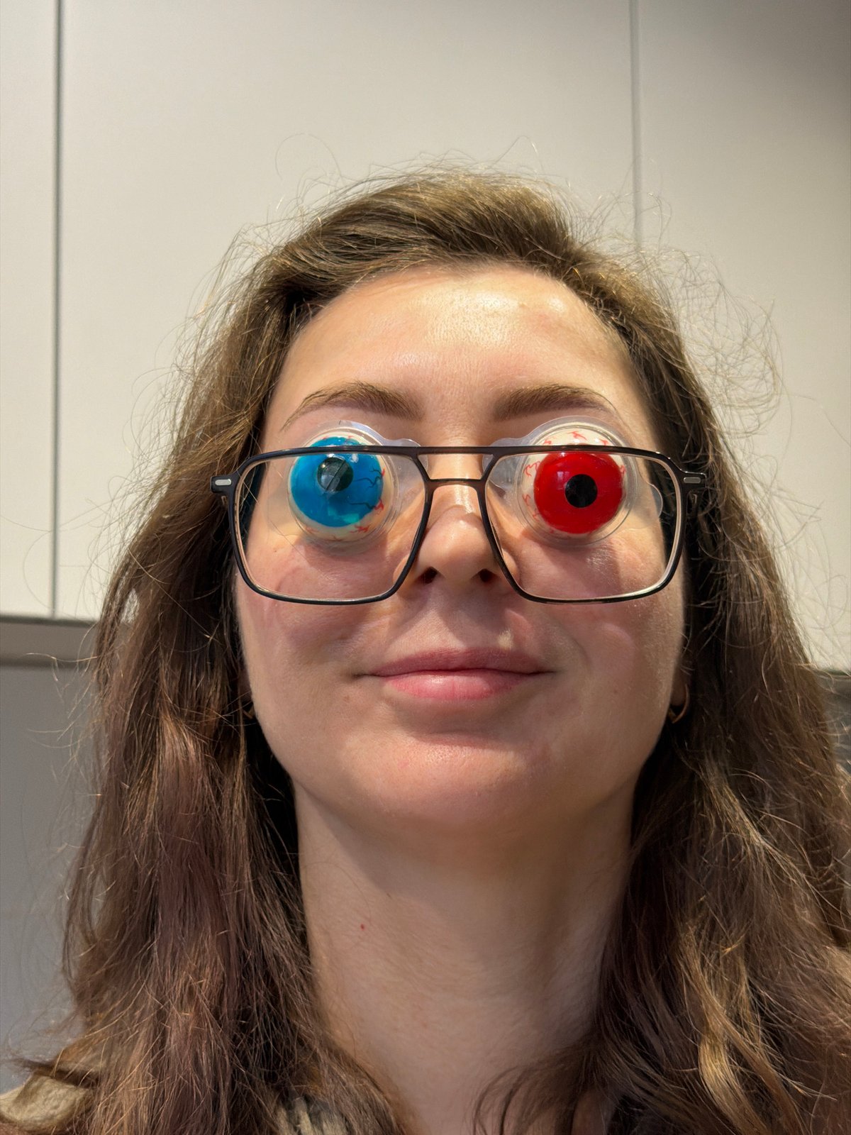 Woman spotted with red and blue artificial eyeballs in Russia