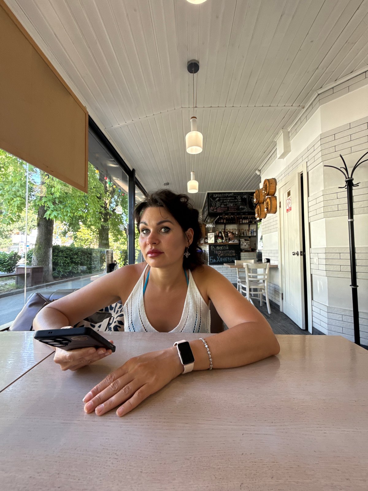 Drinks and selfies at a Sochi cafe on a summer afternoon