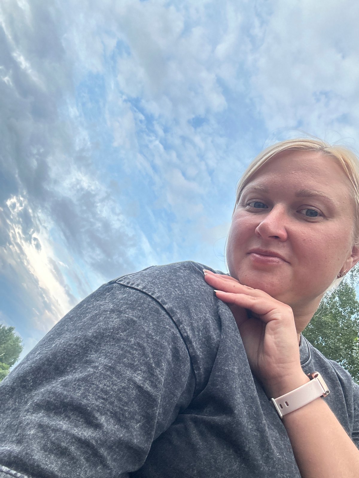 Kama River shoreline hangout with ducks and cloudy skies