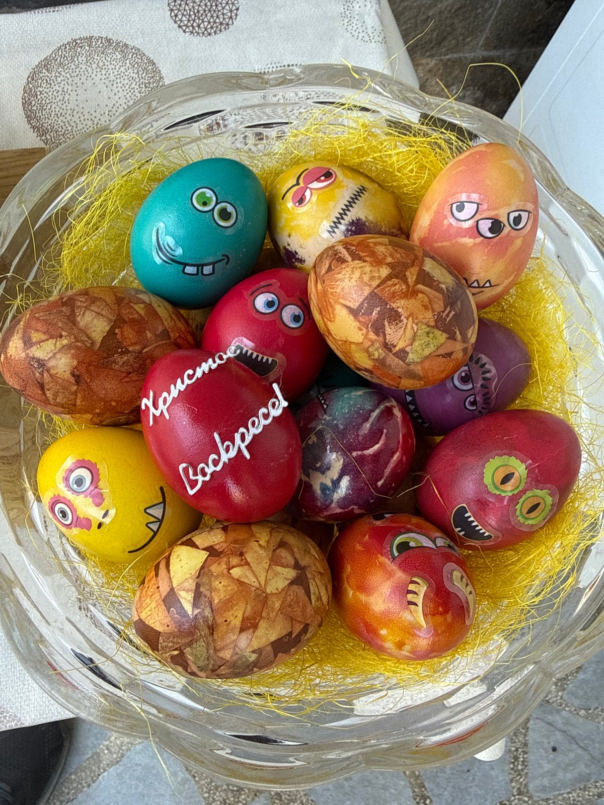 Easter preparations and spring scenes documented in Berkovitsa, Bulgaria