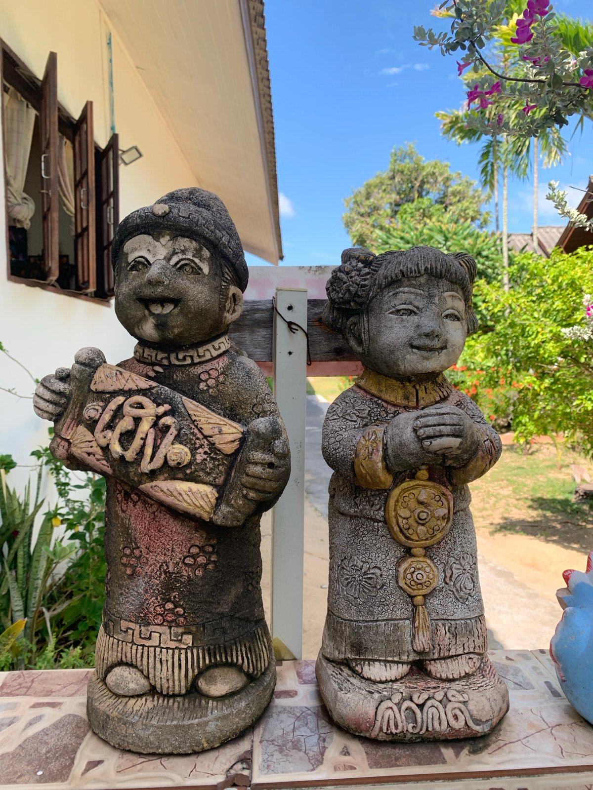 Beachside property and shoreline scenes in Ko Samui