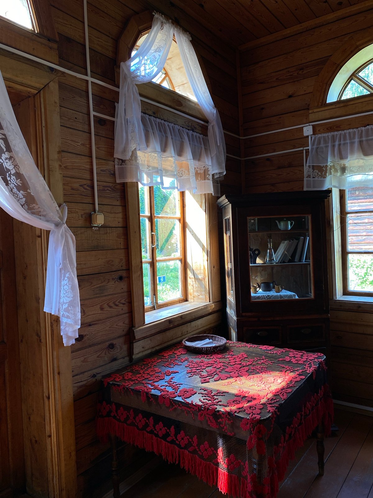 Exploring a historic wooden house in Votkinsk, Russia