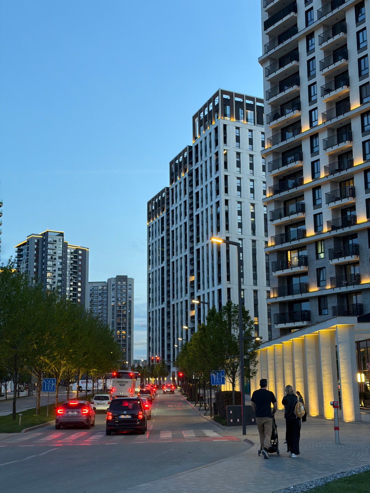 Evening street scene captured in Belgrade's modern district