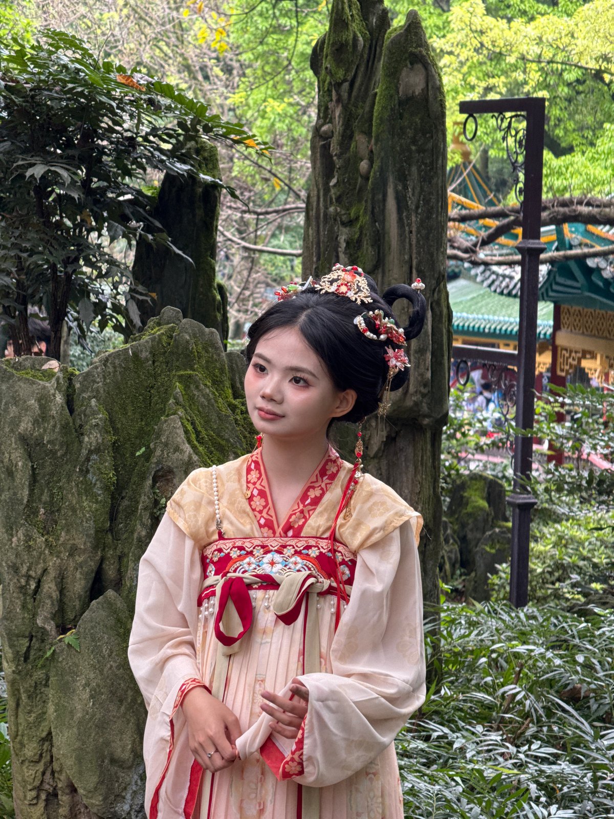 Early morning visitors gather at traditional garden in Yuzhong District