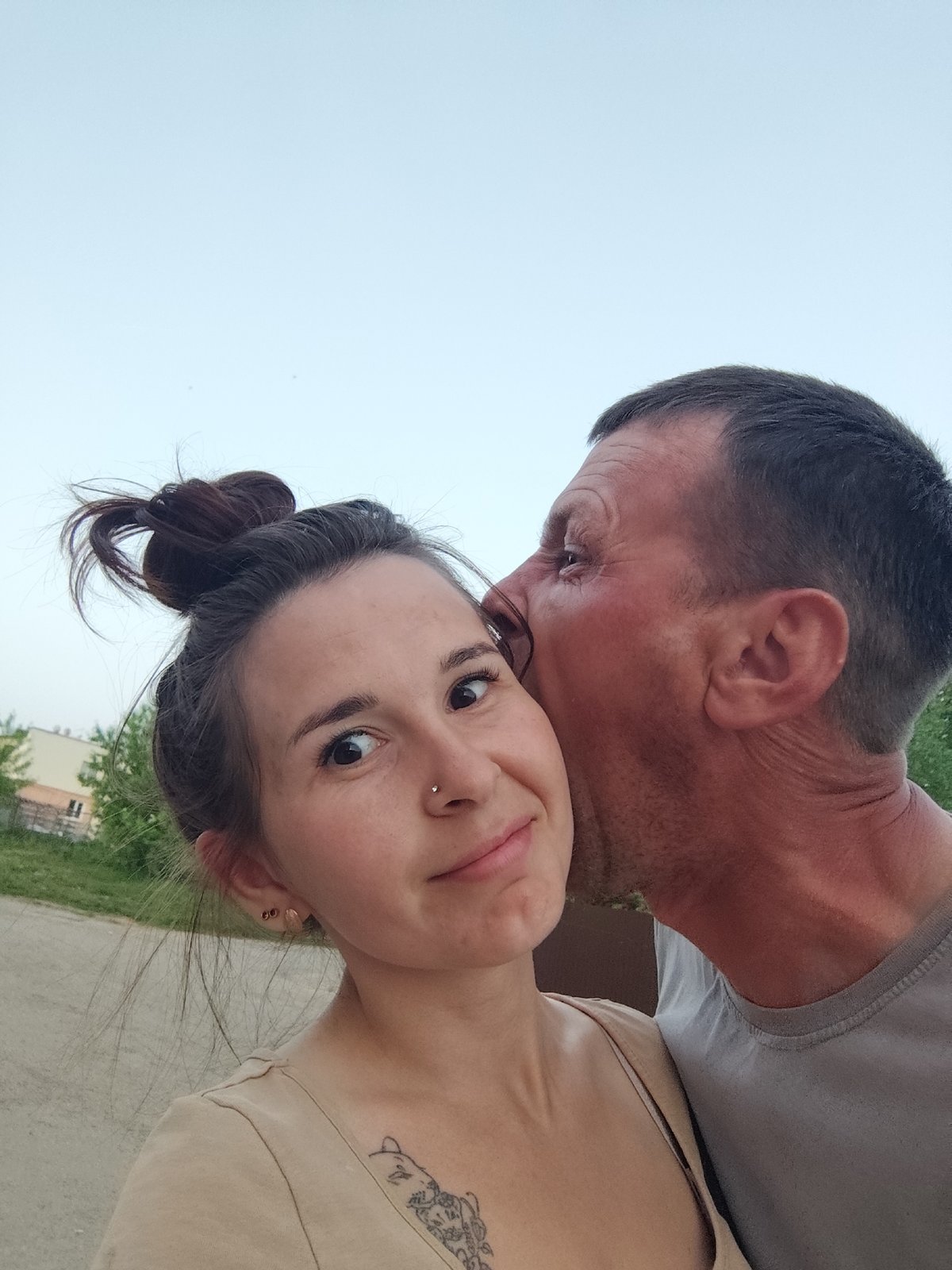 Woman photographed in portrait session in Foki, Russia