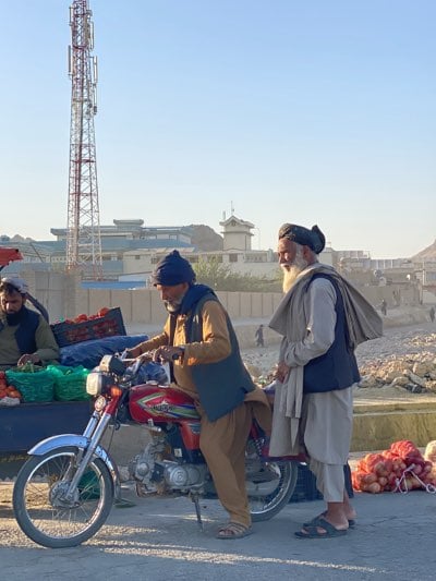 Afternoon market activity observed in Kandahar, Afghanistan