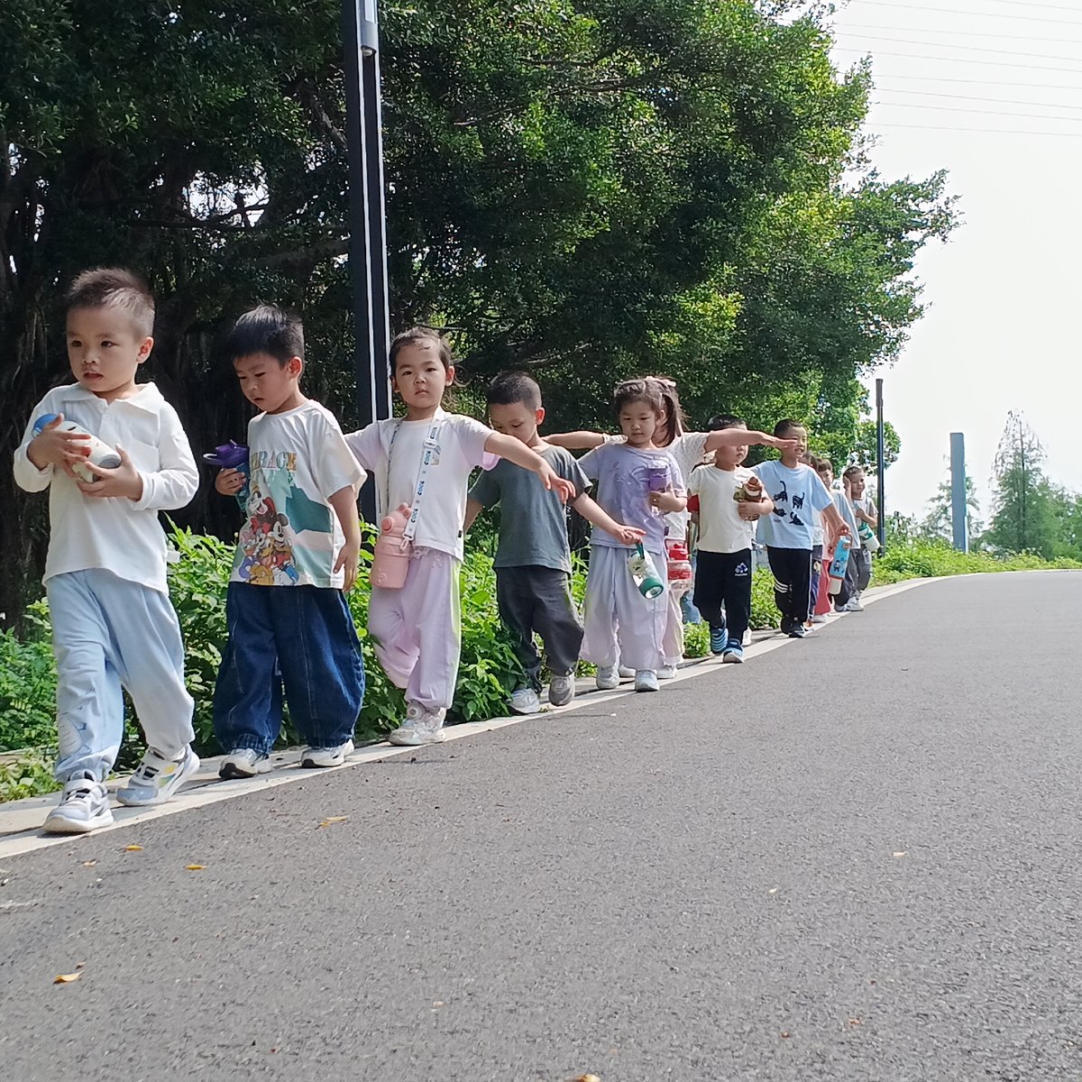 Everyday moments documented across Shunde District over 70 minutes