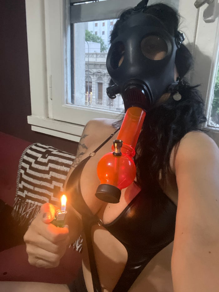 Buenos Aires resident documents evening with cat, cannabis, city views
