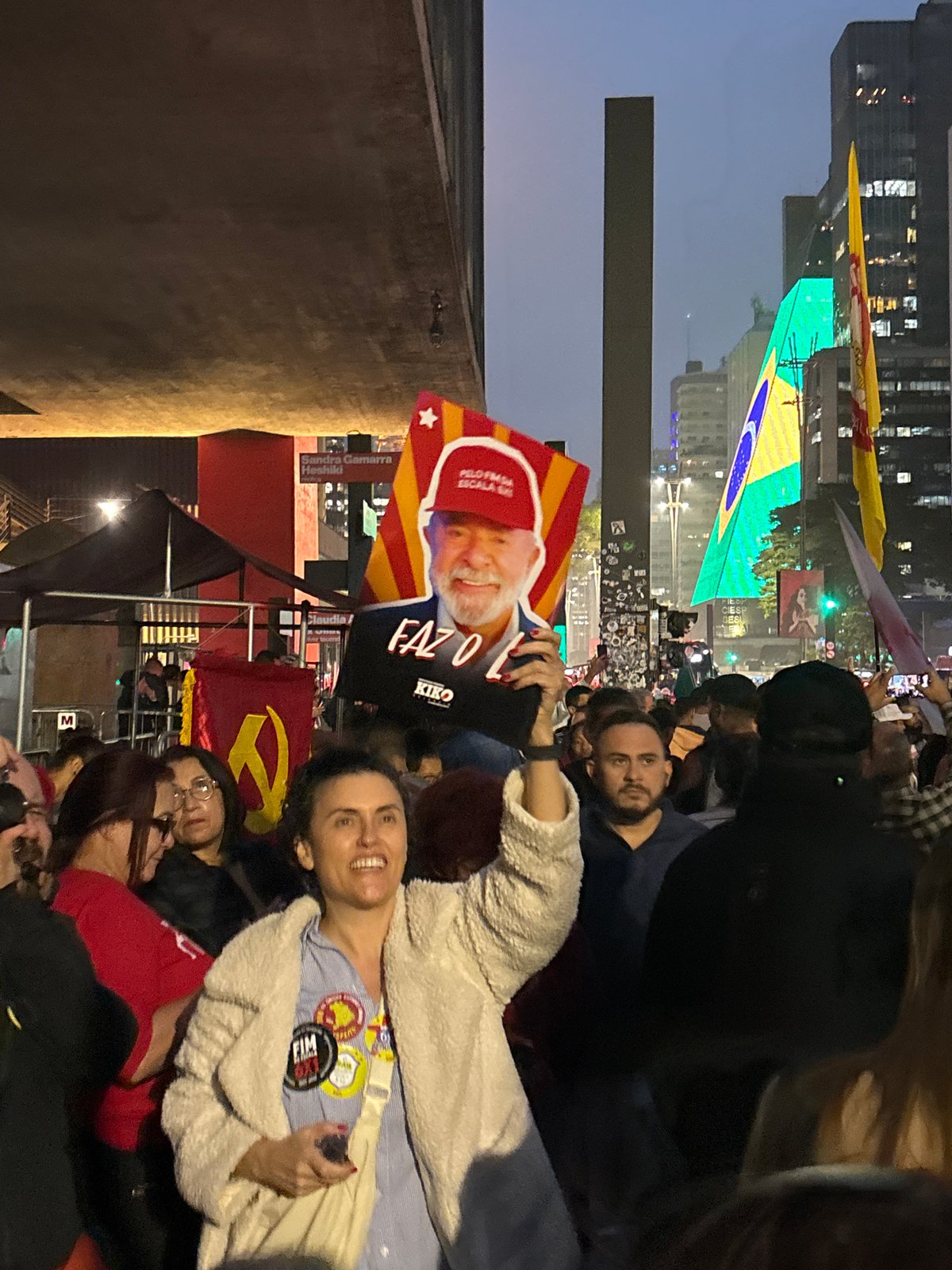 Labor protesters demand end to 6x1 work schedule in São Paulo