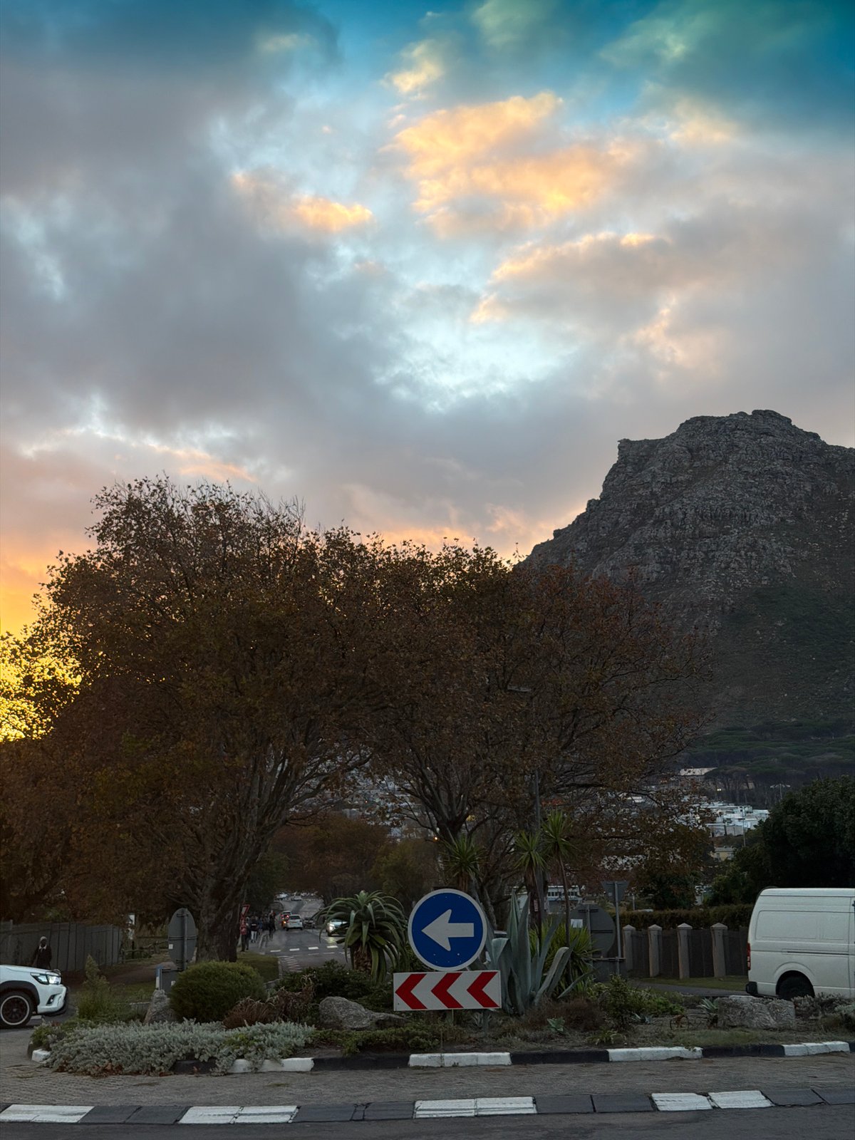 Street scene captured at base of mountain in Hout Bay