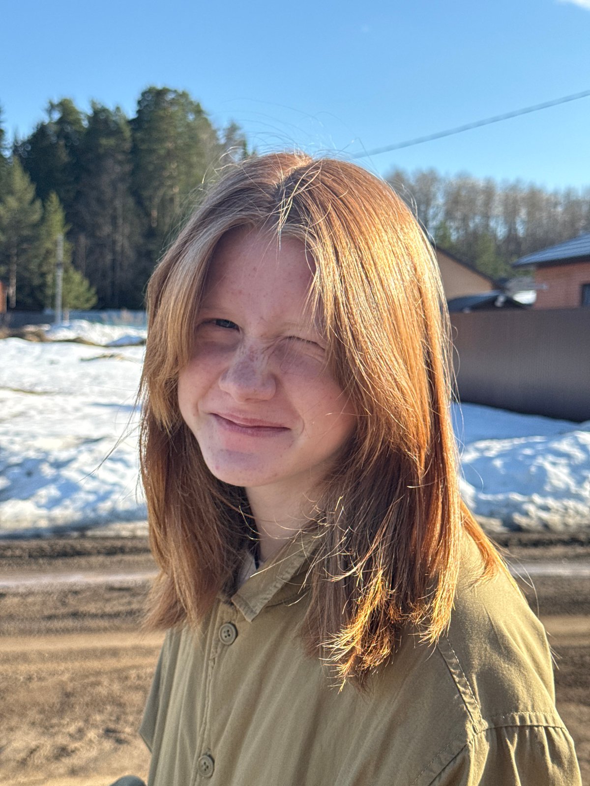 Casual portraits captured in Chaikovsky during sunny April afternoon