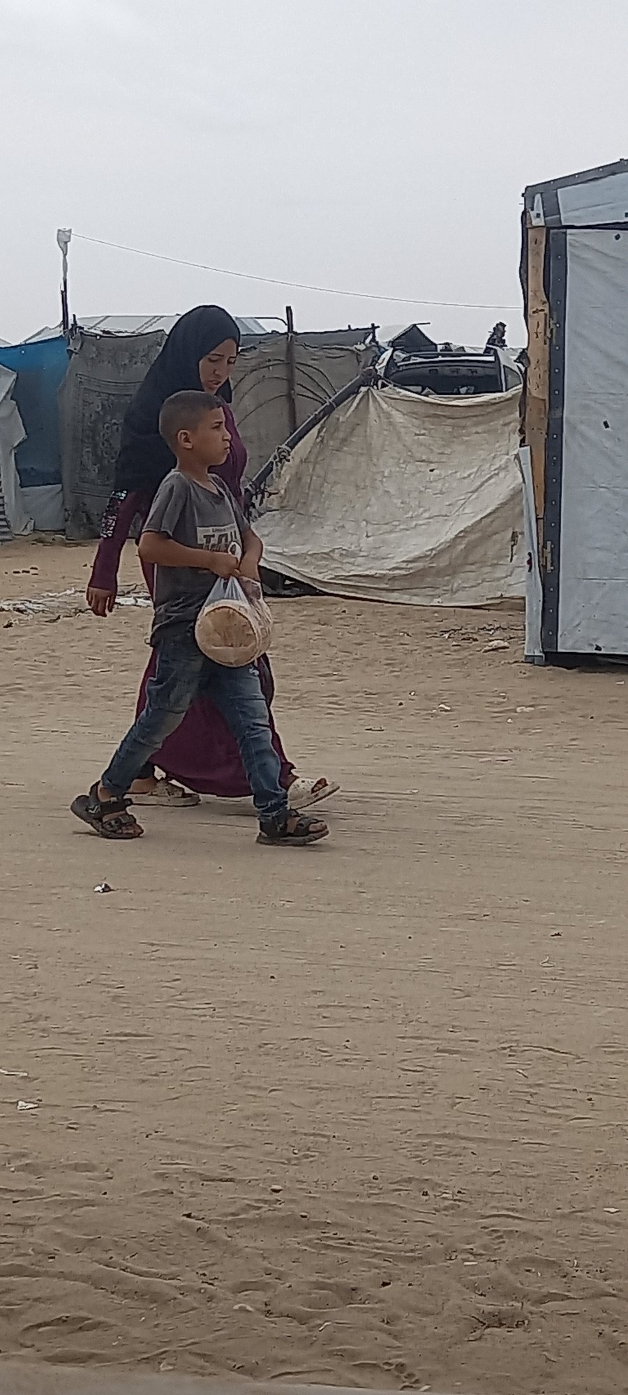 Daily life continues in Khan Yunis amid makeshift settlements