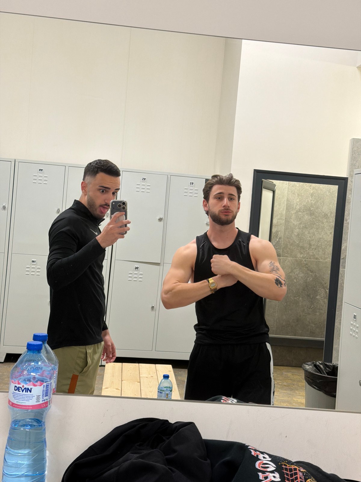 Man exercises, takes selfies at Plovdiv gym Friday morning
