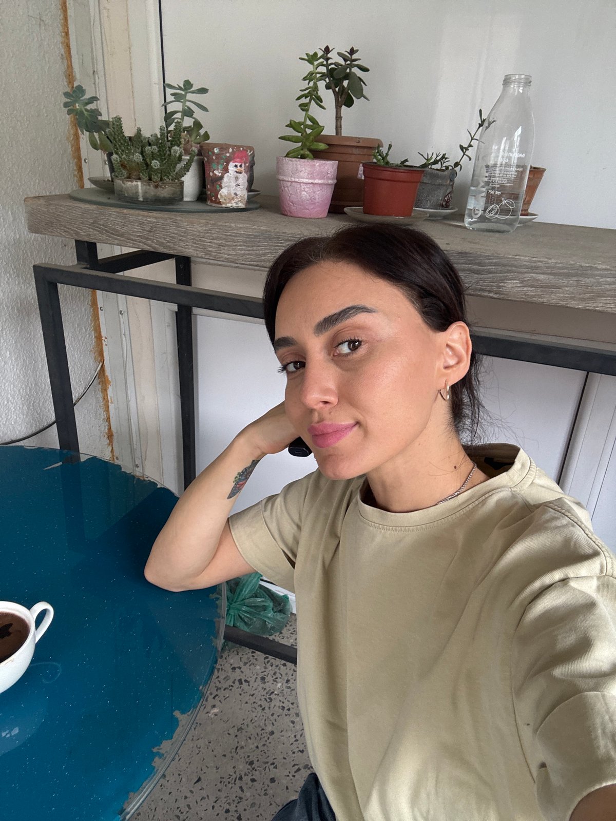 Morning coffee and selfies on a Tbilisi balcony