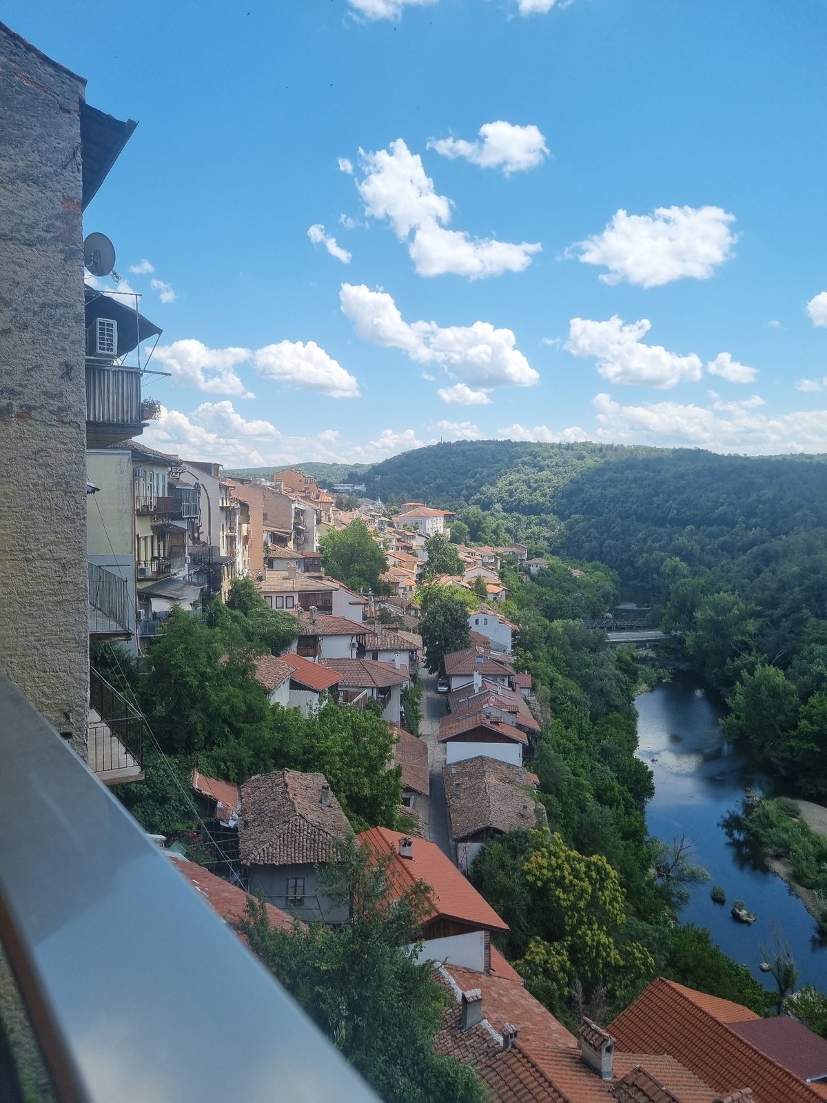 Veliko Tarnovo panoramas and the Asen Dynasty Monument