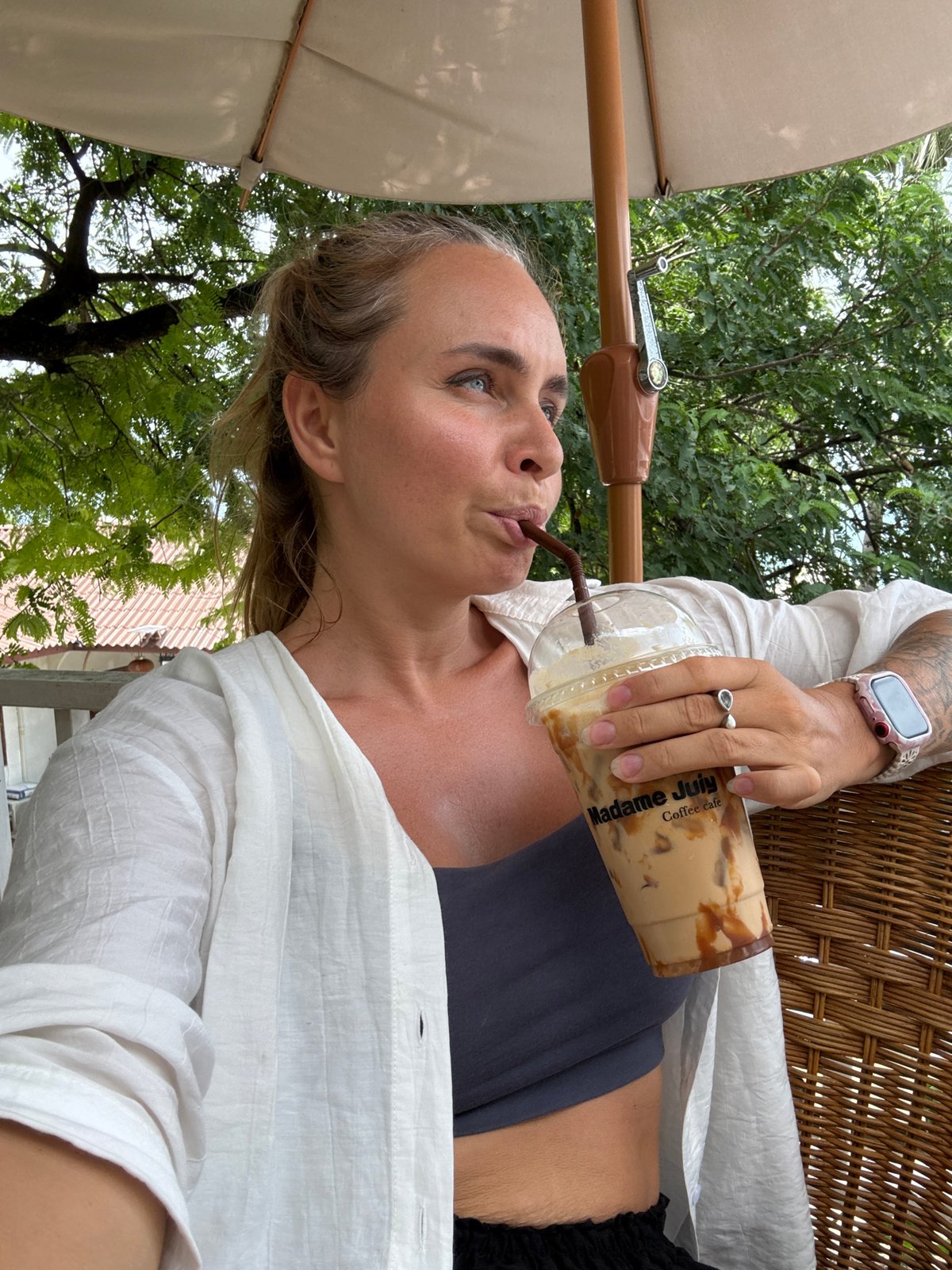 Lazy Ko Samui morning: patio coffee, food, and a beach swim