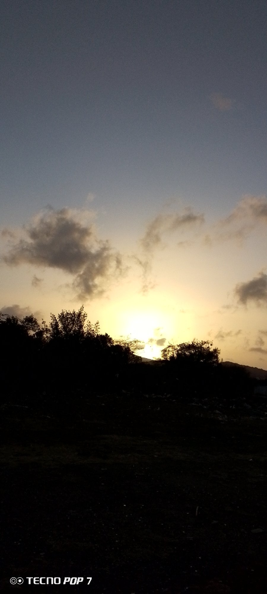 Sunset sequence captured over 16 minutes in Altagracia, Venezuela