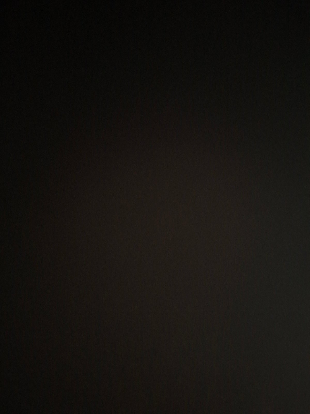 Dark field with no visible subjects reported in Sofia