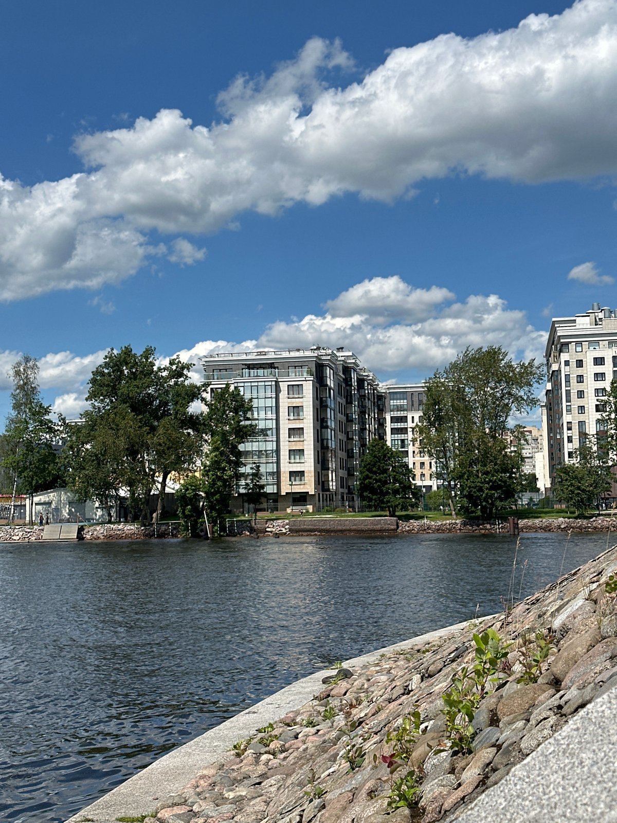 Sunny morning along the Saint Petersburg waterfront