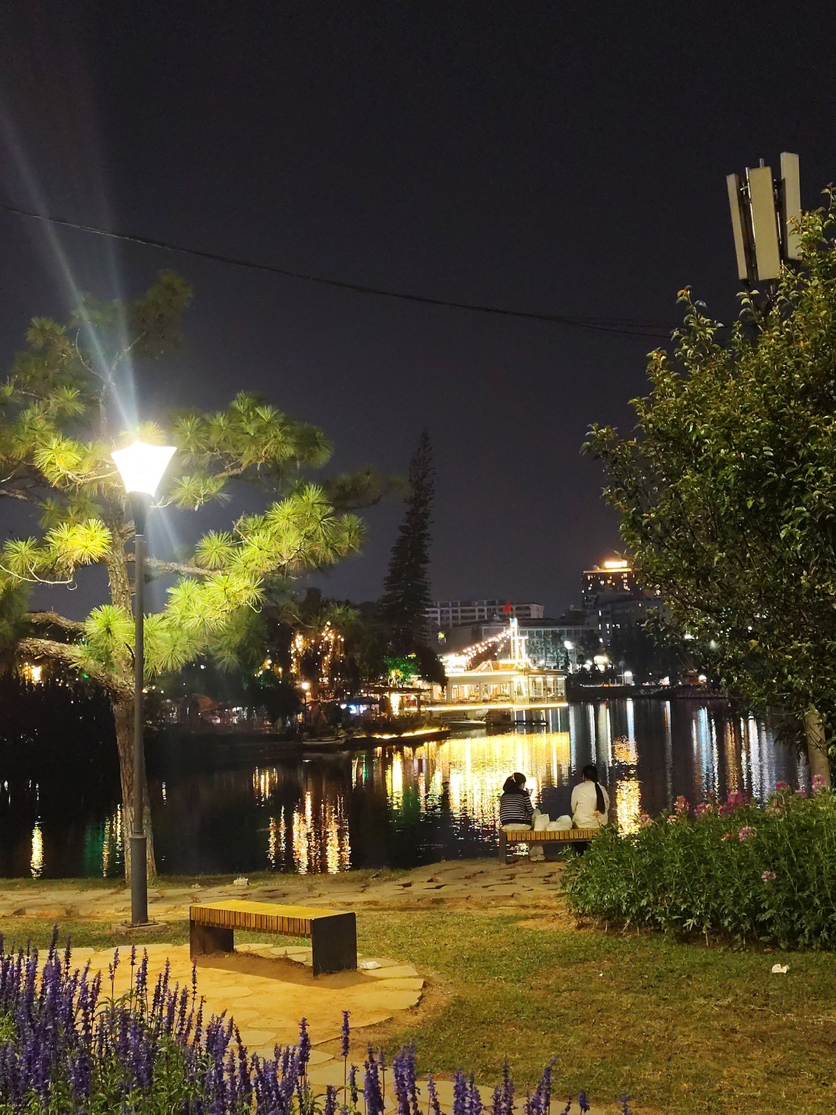 Nighttime roller skating activities captured at Da Lat public space