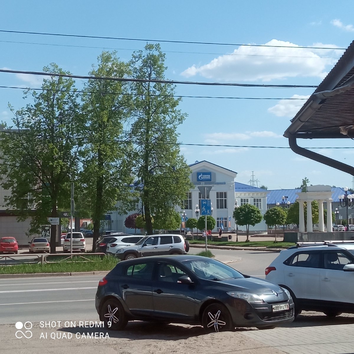Ordinary morning moments documented across Chaikovsky, Russia