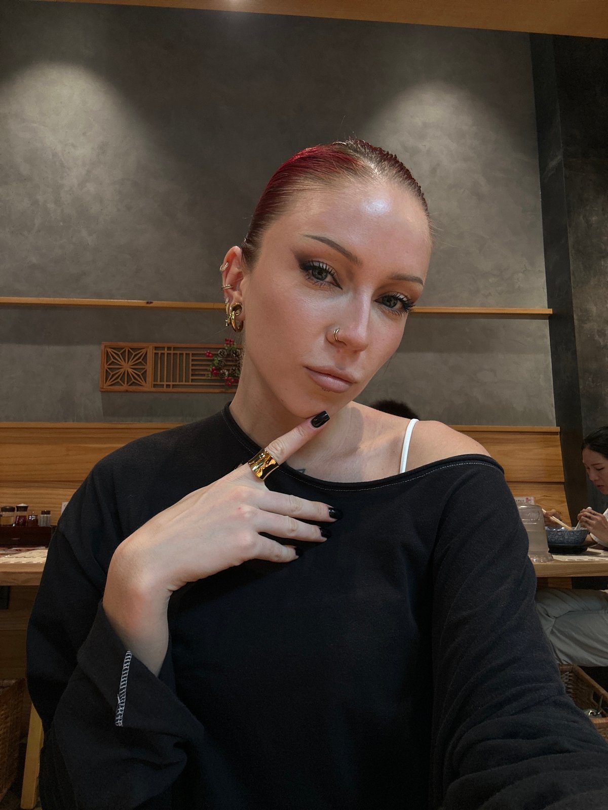 Ramen restaurant hangout in Đà Nẵng, portraits and selfies