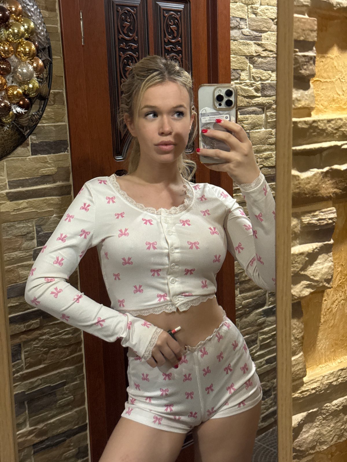 Smartphone selfie from the southern outskirts of Saint Petersburg