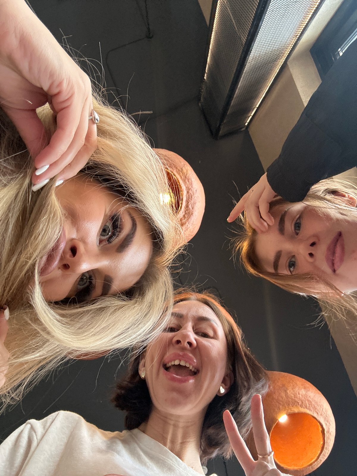 Woman documents dining experience at Russian cafe through selfies