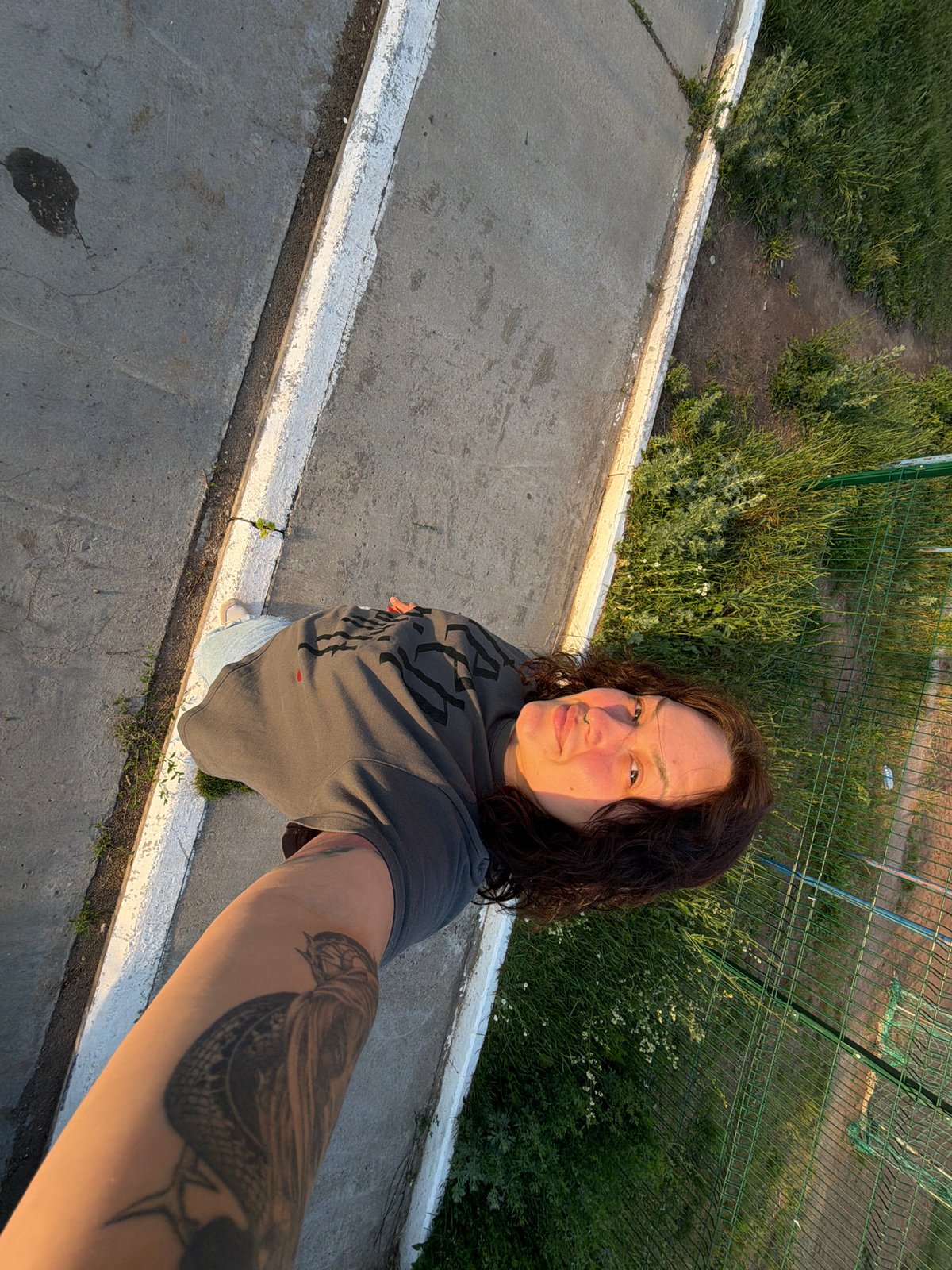Evening snapshots around Chaikovsky: flowers, car work, sunset walks
