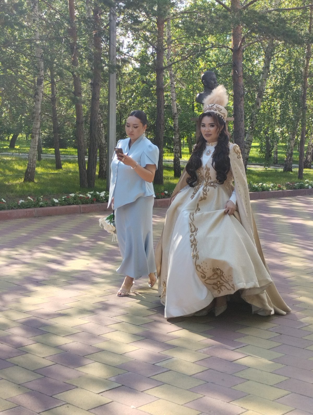 Afternoon scenes from Kostanay parks and war memorials