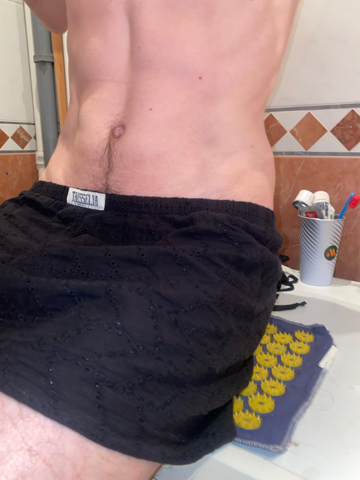 Late night bathroom routine documented in Moscow