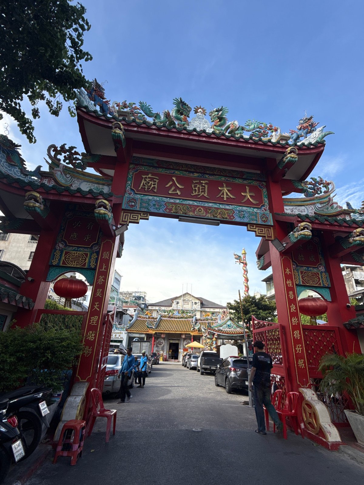 Morning scenes captured around Chinese temple gate in Bangkok