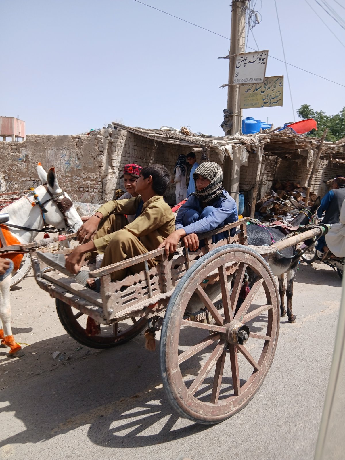 Morning street life documented in Quetta, Pakistan