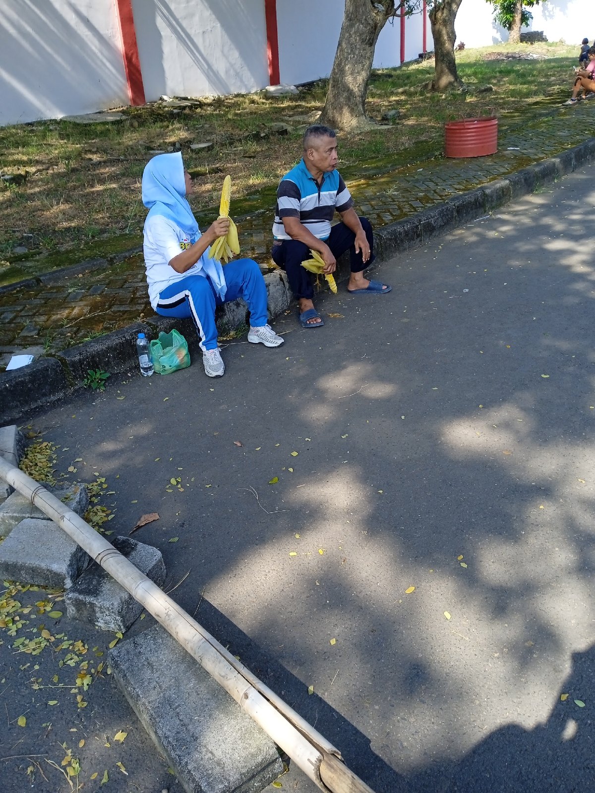 Early morning street life documented across Kendal, Indonesia