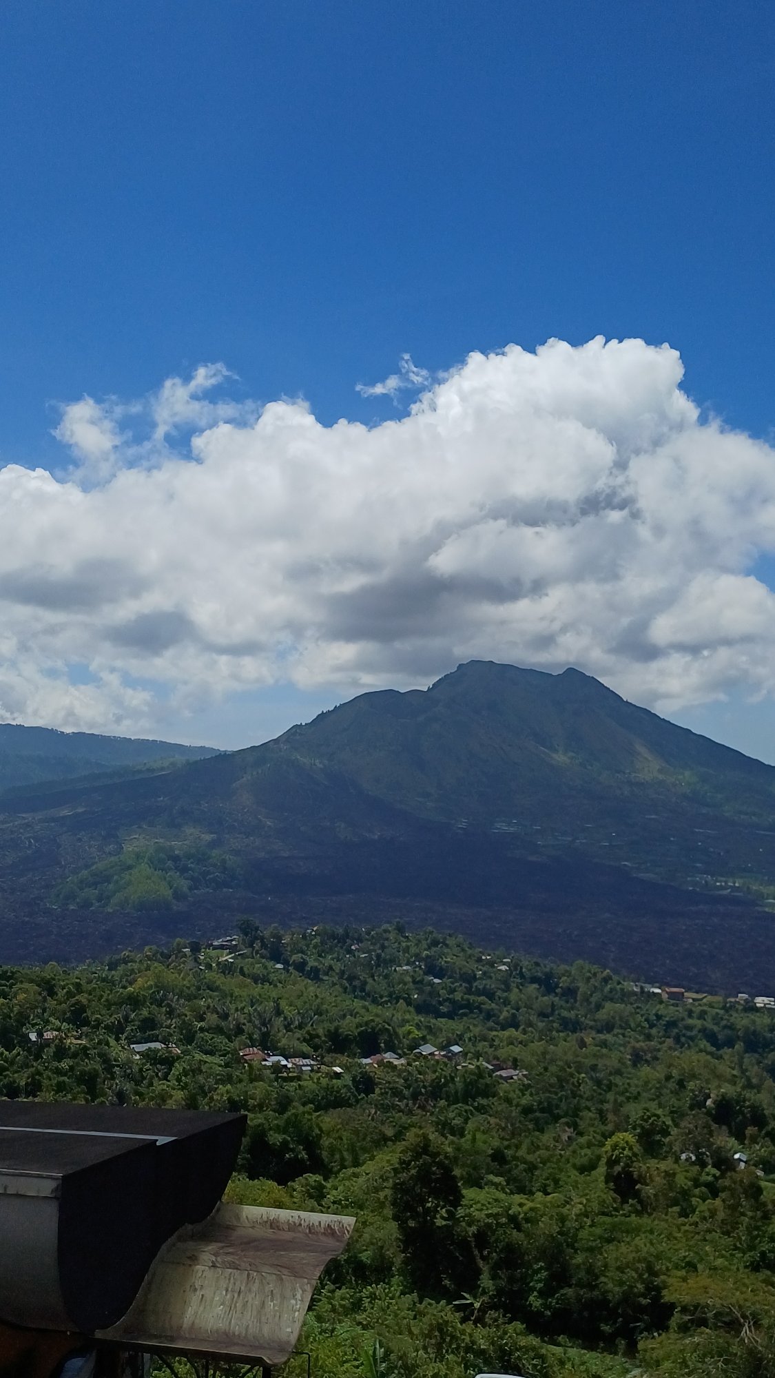 Dawn landscape views captured in volcanic Kintamani region