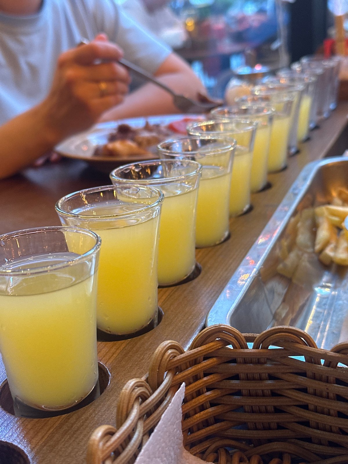 Dining experience documented in Kazan restaurant Friday evening