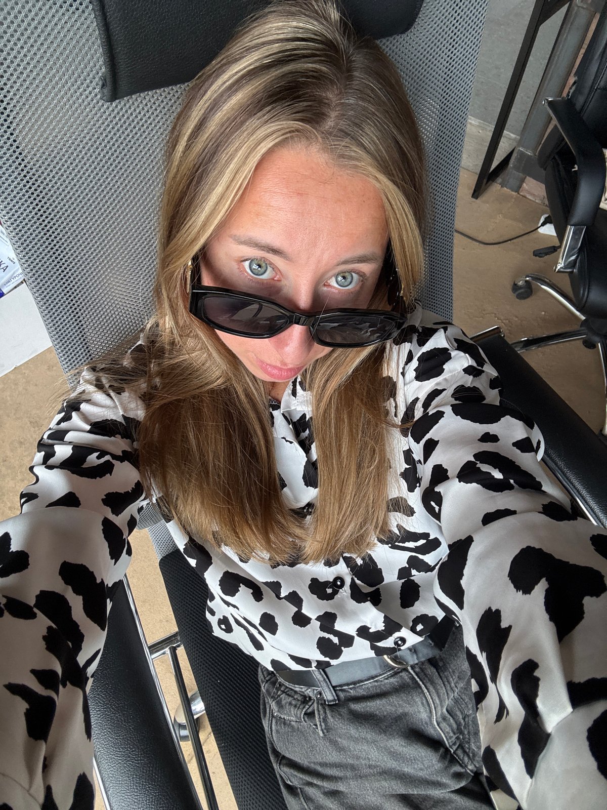 Selfie session in a loft-style office, Chaikovsky, Russia